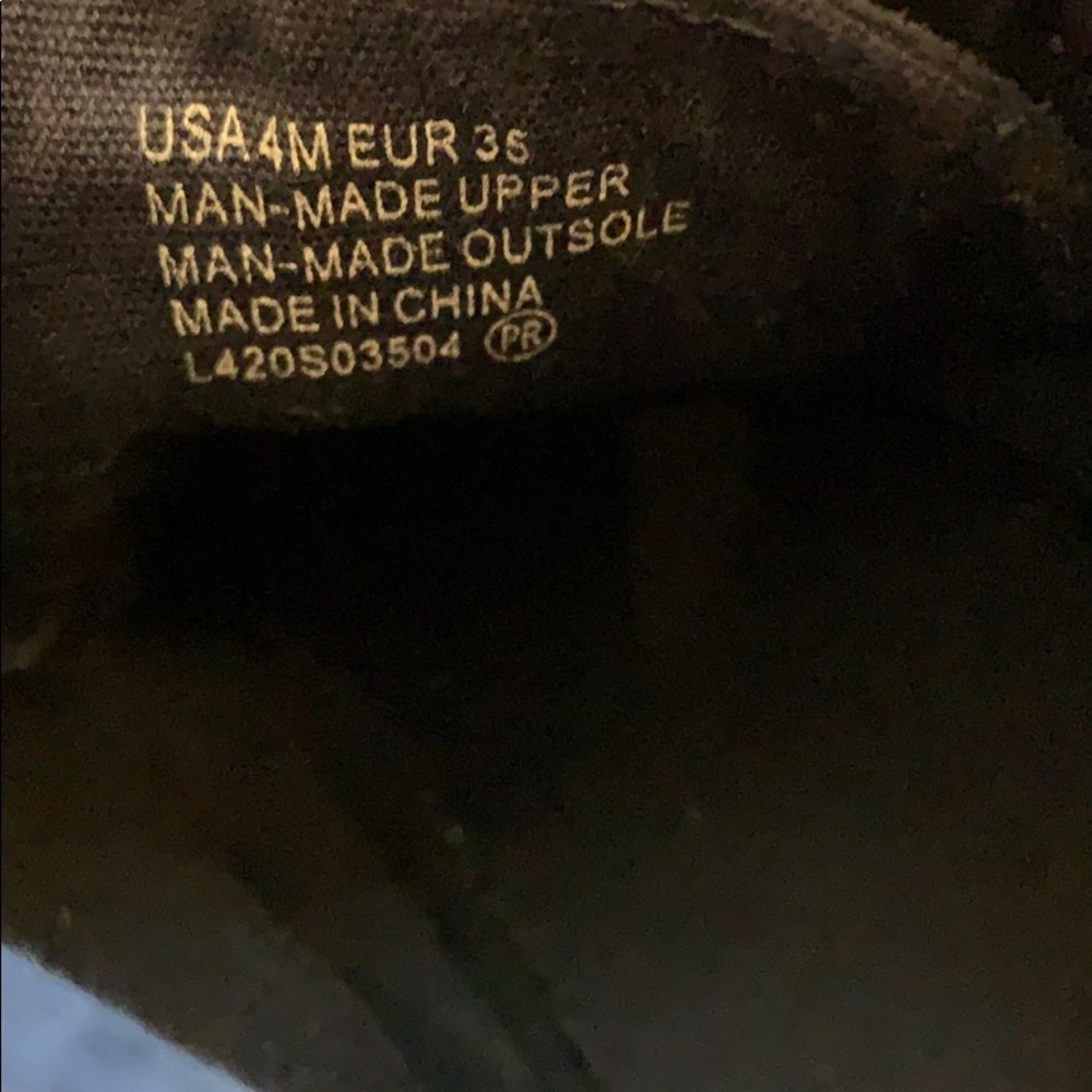 High tops - Picture 4 of 4